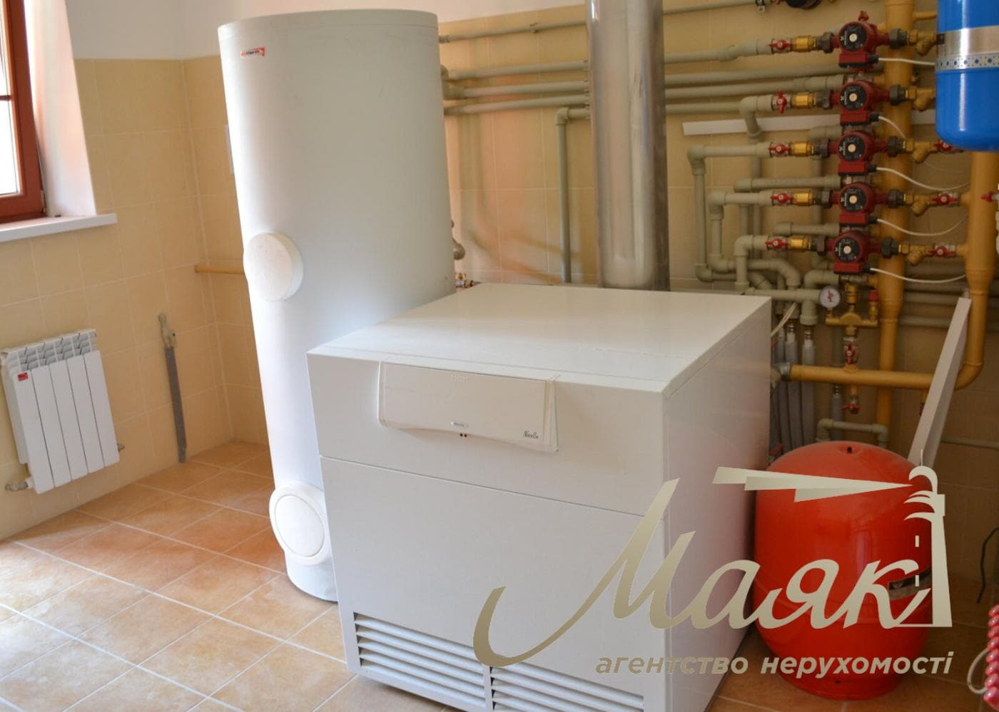 Продаж будинку 436 м² у КМ "Романківська Діброва" с.Романків, вул. Сосновий Бір, 20 соток, Обухівський напрямок, Київська область