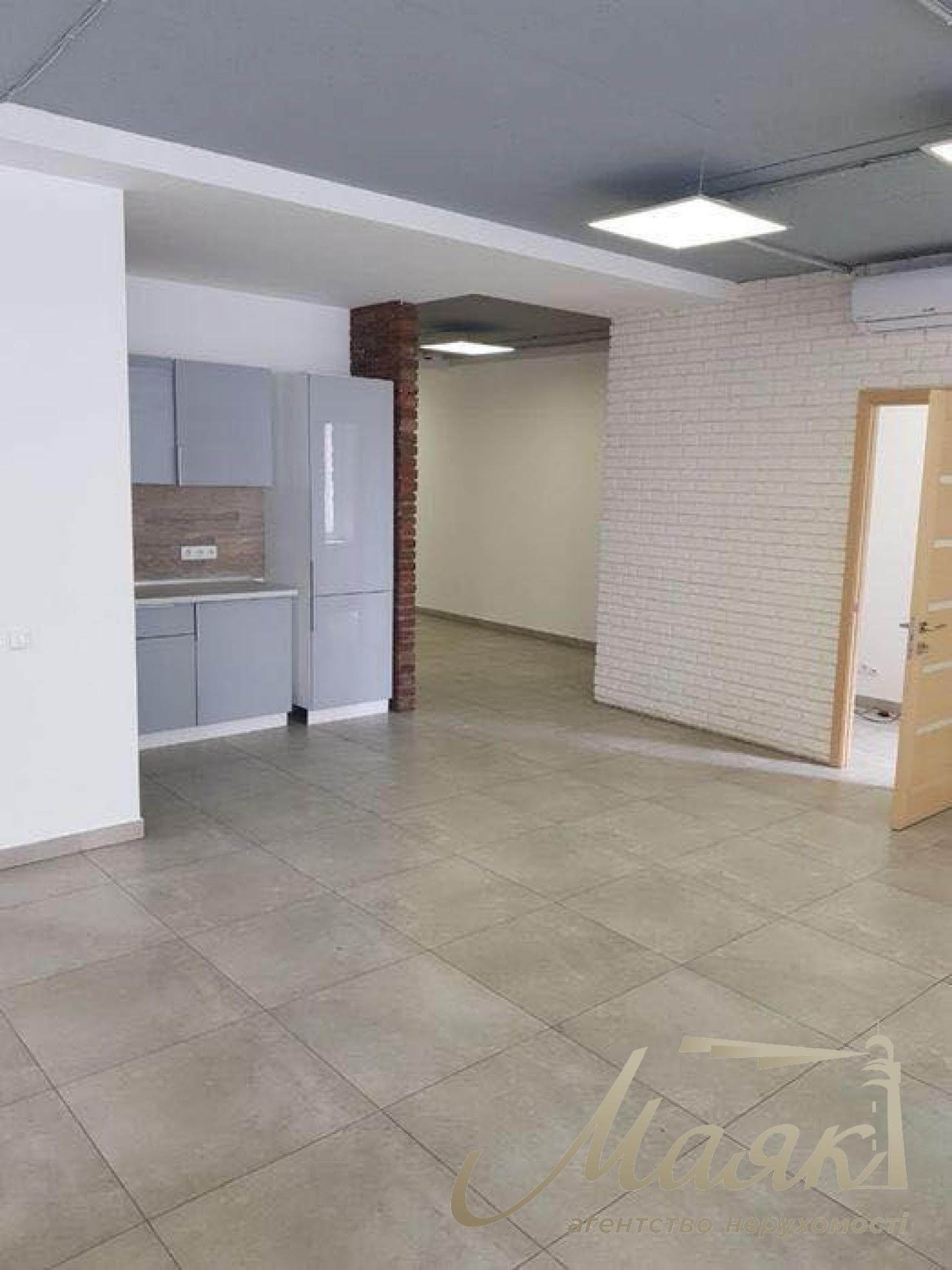 Оренда офісного приміщення площею 145 м², просп. Валерія Лобановського, 6А, Солом’янський район
