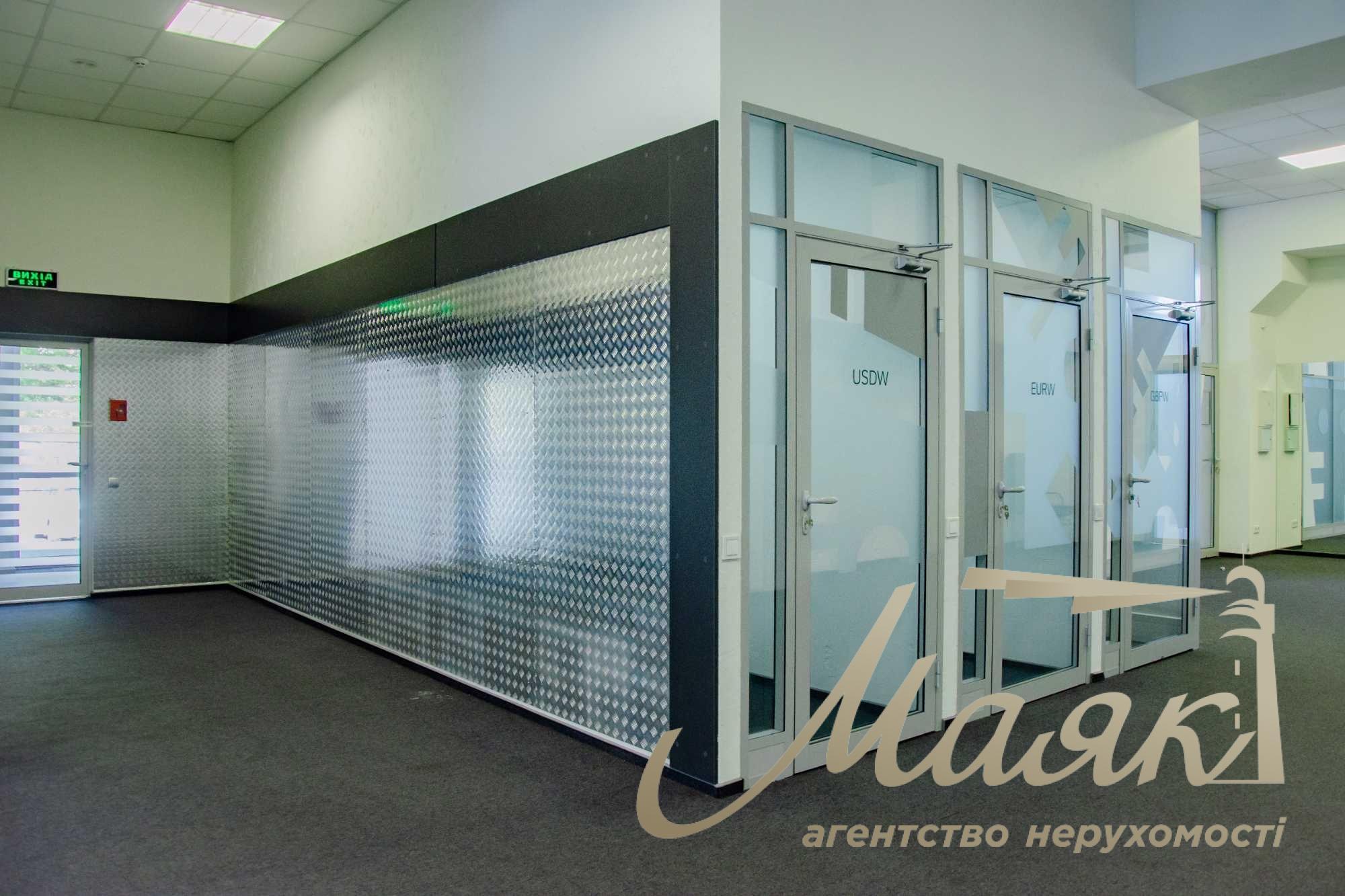 Оренда офісу 1016 м2 у БЦ Victoria Park, метро Васильківська