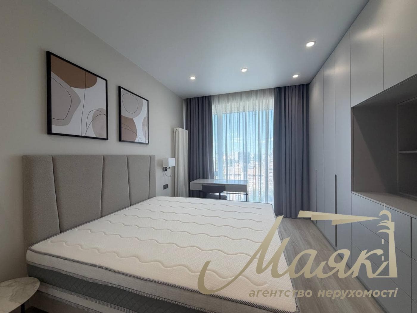 4-room apartment for rent in the Atlantic Residences complex, 118 Antonovycha St., Downtown.