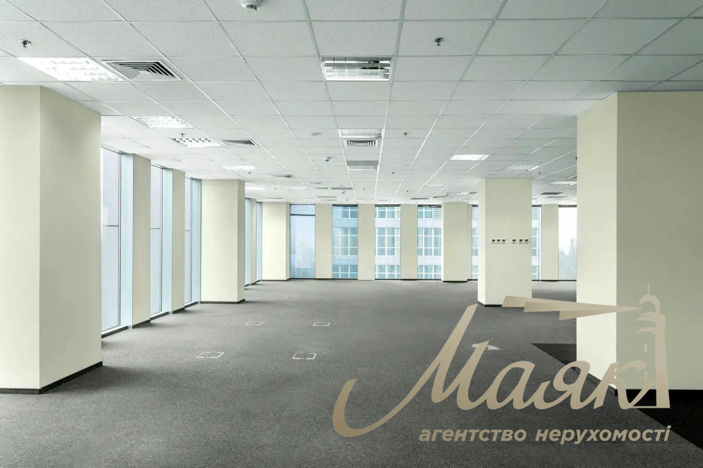 Оренда офісу 470м2 у БЦ вул.Амосова 12, Солом'янський район.