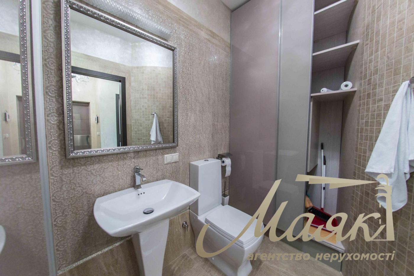 Продажа 3-к квартиры 140 м2 в ЖК "Престиж Холл", ул. Василия Тютюнника (Барбюса Анри), г. Киев
