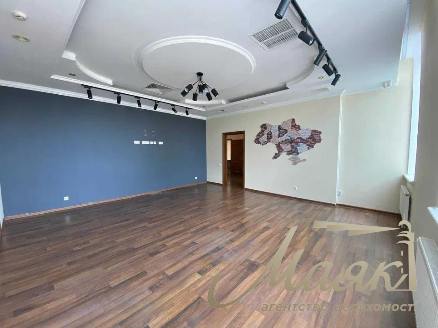 Оренда офісу 208 м2 у БЦ Сапфір, Хрестовий провулок 2, Печерський район.