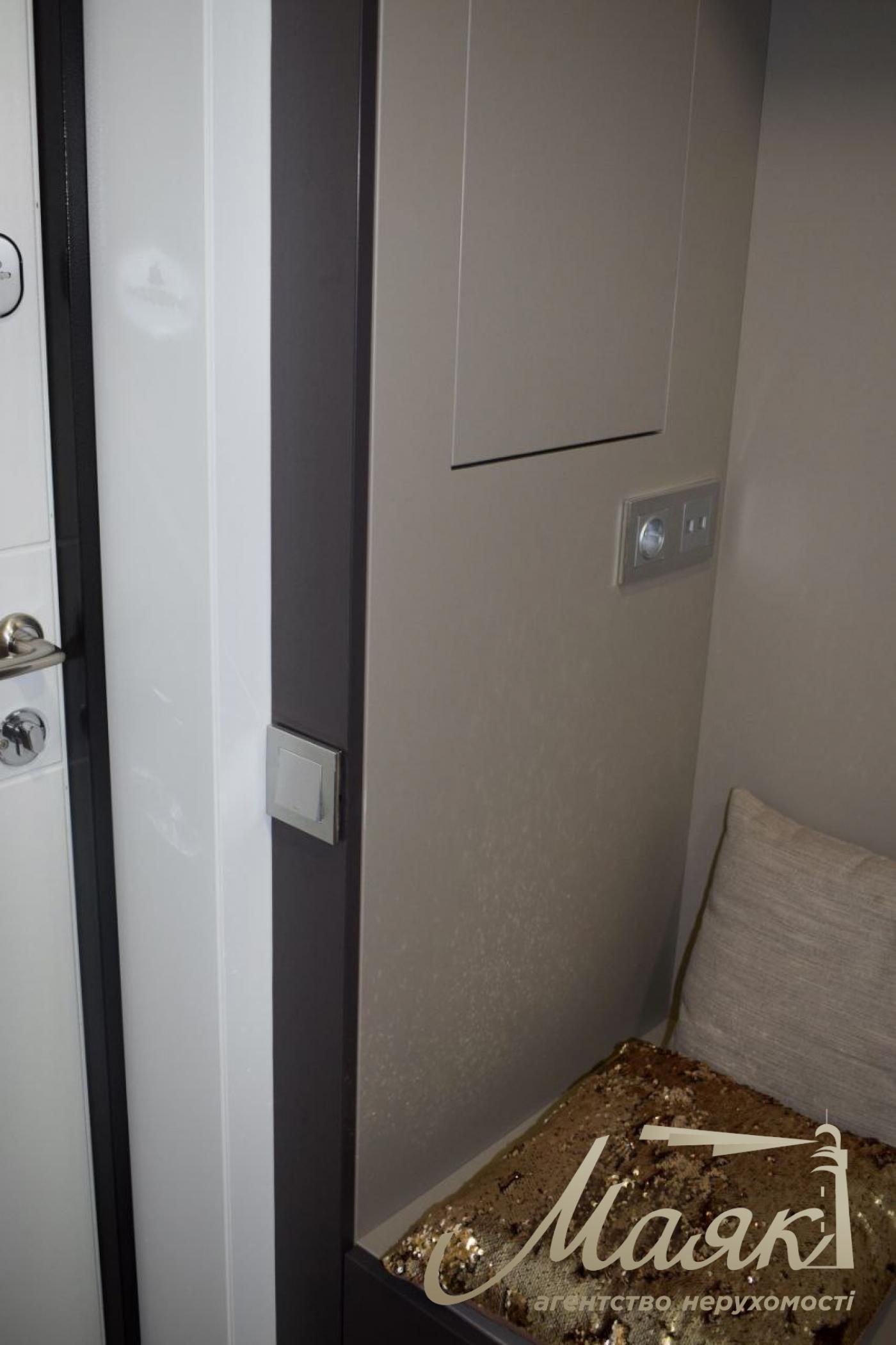 Продаж 1-к квартири 70М2 Бойчука Михайла вулиця 41 ЖК "Новопечерська Вежа"