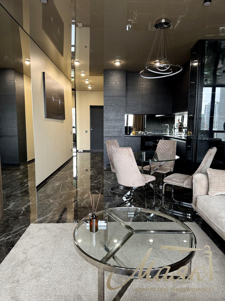 Аренда 2-х комнатной квартиры в ЖК Новопечерская Вежа ул. Михаила Бойчука 41-Б