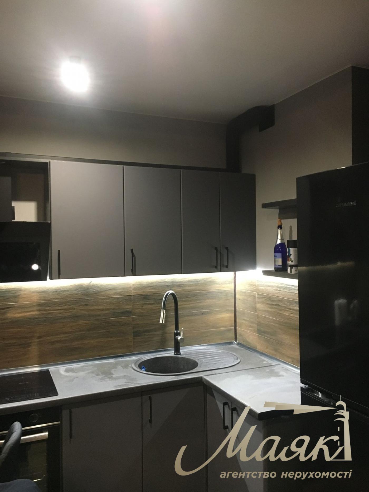 Продажа 2к-квартиры 53,8 м2  бул. Гашека Ярослава, Соцгород, Киев