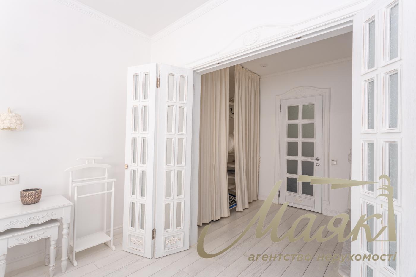 Продаж 3 кімнатної квартири в ЖК Park Avenue, пр-т Голосіївський