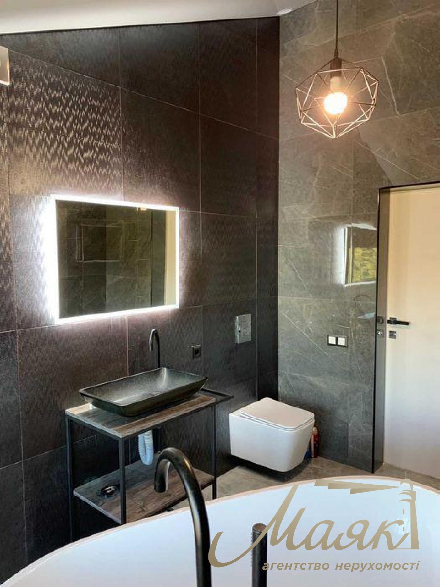 Продаж будинку (200м2) с.Віта-Поштова