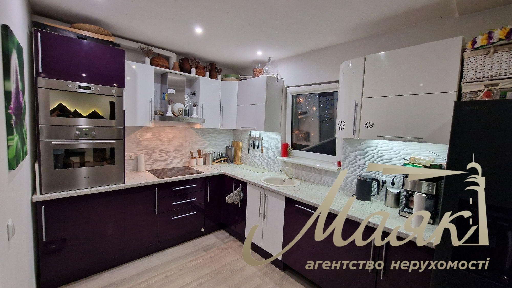 Оренда 2-поверхового будинку (100 м²) на 8 сотках землі в с. Гнедін