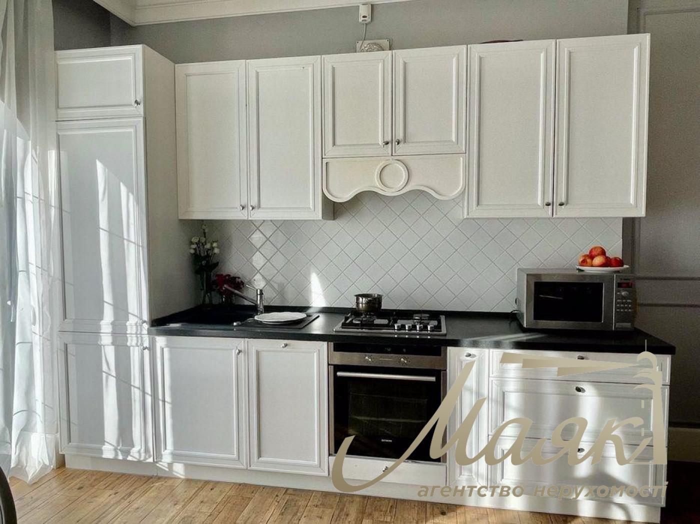 Продаж будинку (420м2) у Києво-Святошинському р-н, с. Гатне