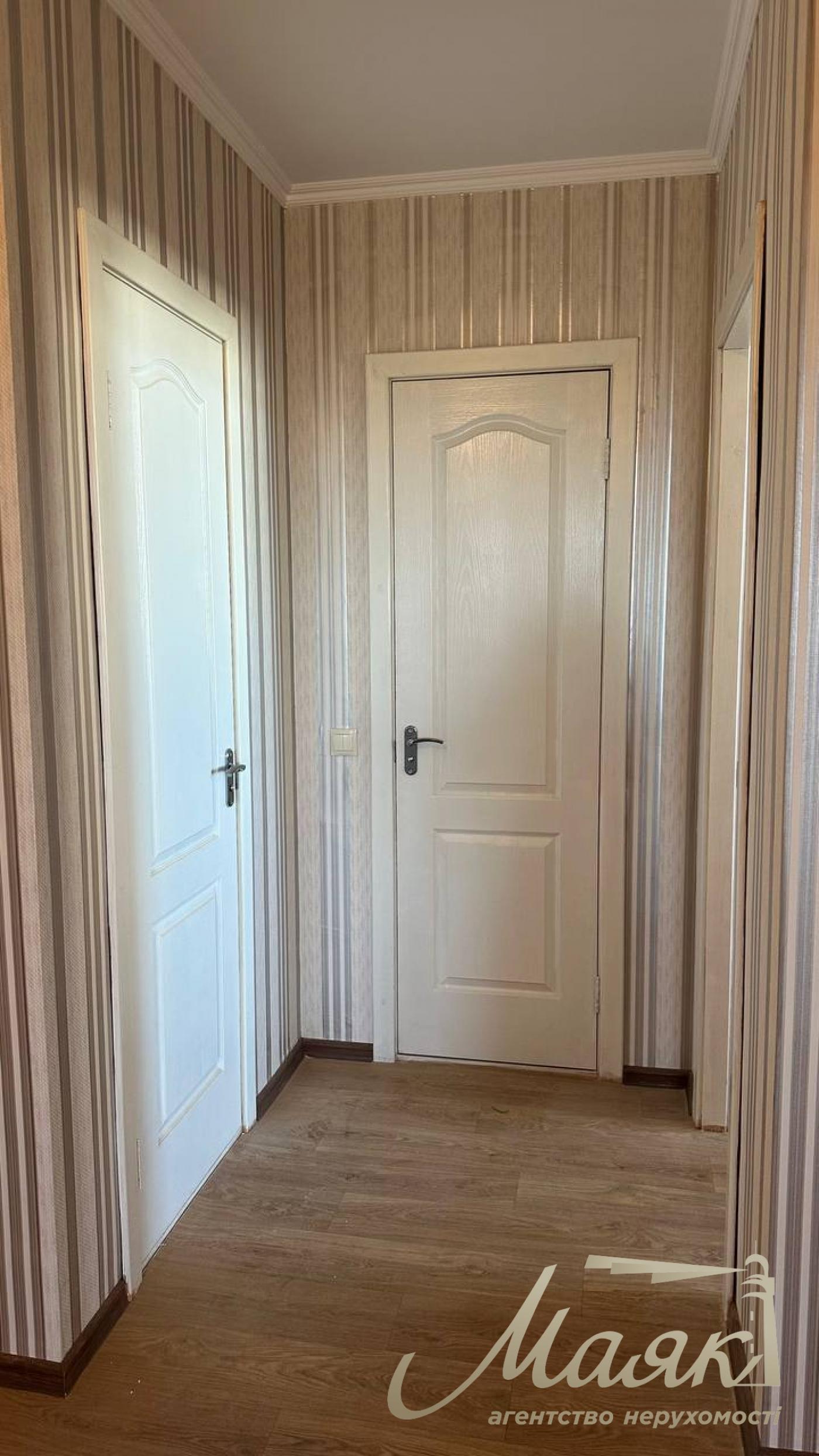 Продаж 3-кімнатної квартири вул.Соломії Крушельницької 15-Б, Позняки, Харківська