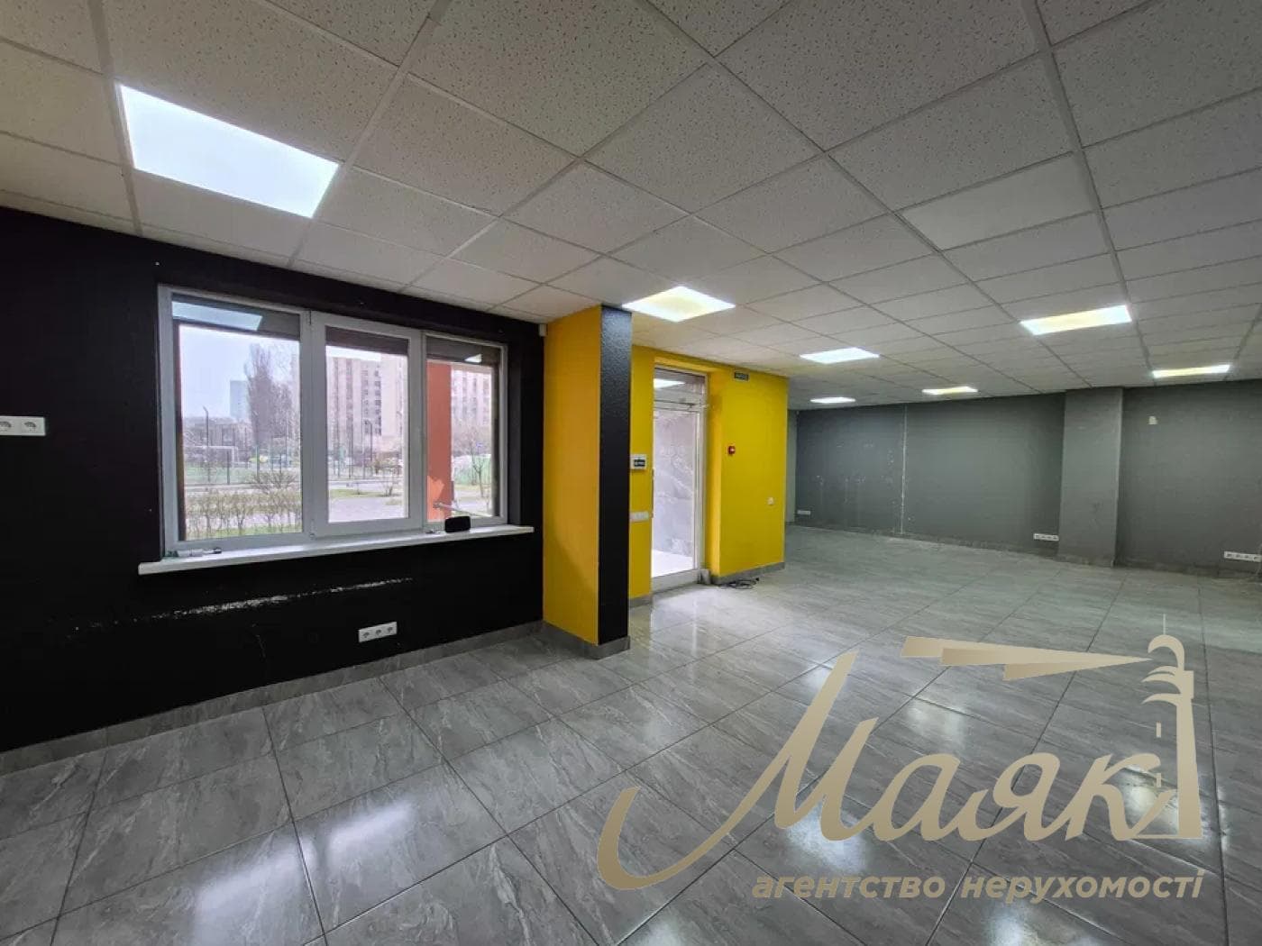 Аренда фасадного помещения 63м2 в ЖК Нивки Парк, пр.Берестейский 67-Г.