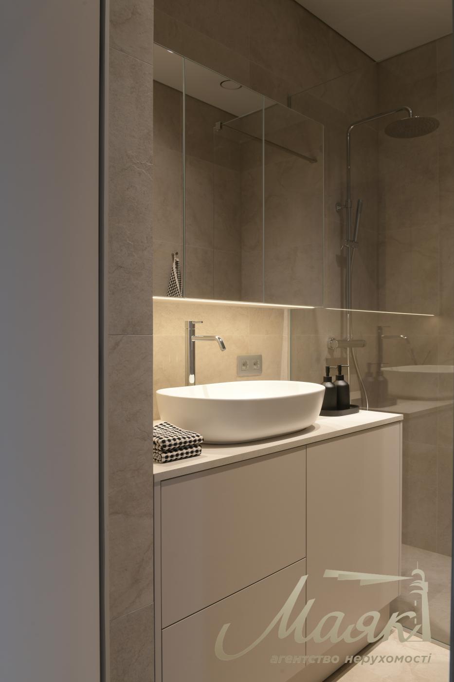 Продаж 2-х кімнатної квартири в ЖК Новопечерські Липки