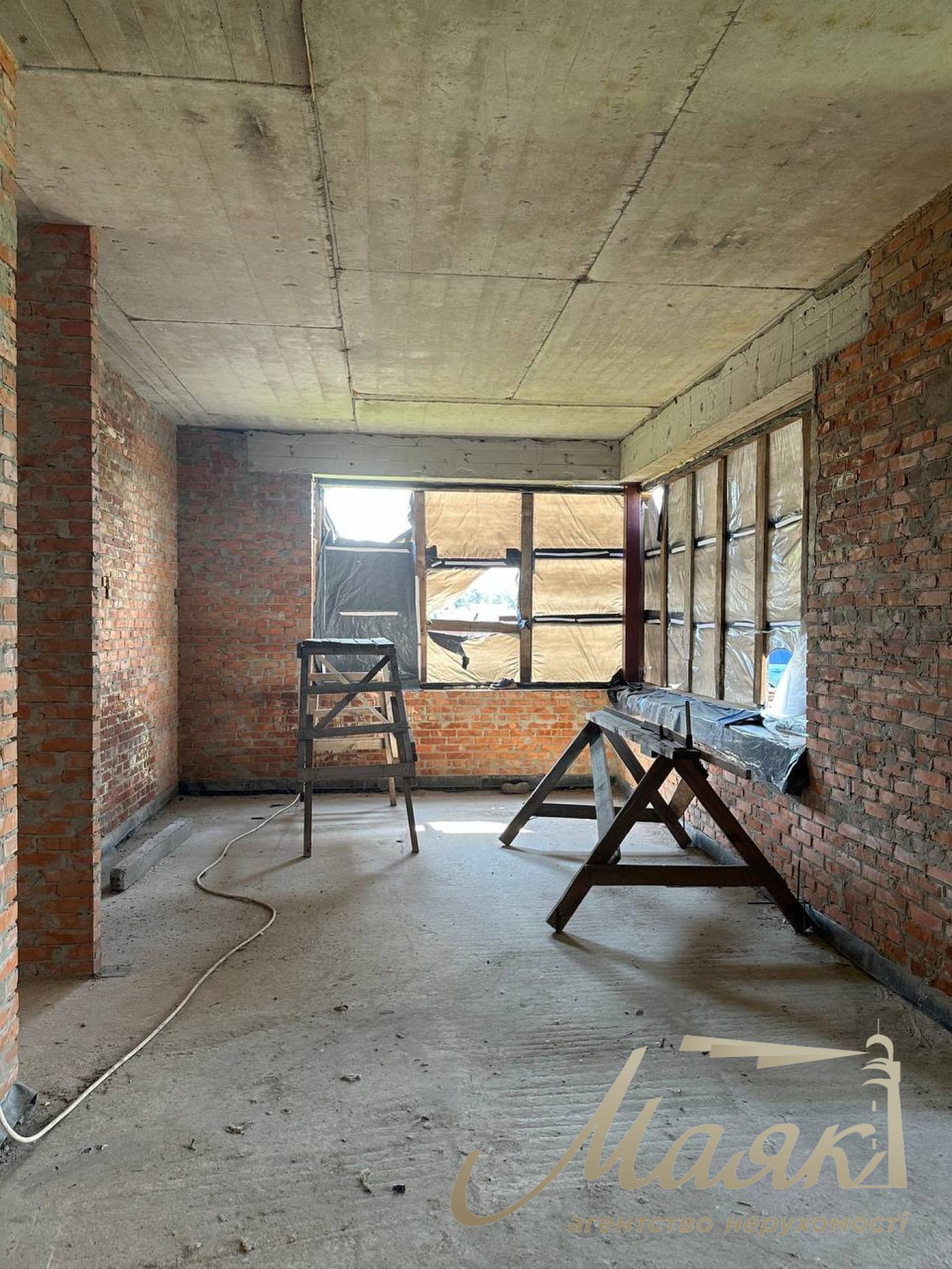 Sale of a house in Kryukovshchina (Oreshki) 320m2 12 acres of land, 70% ready