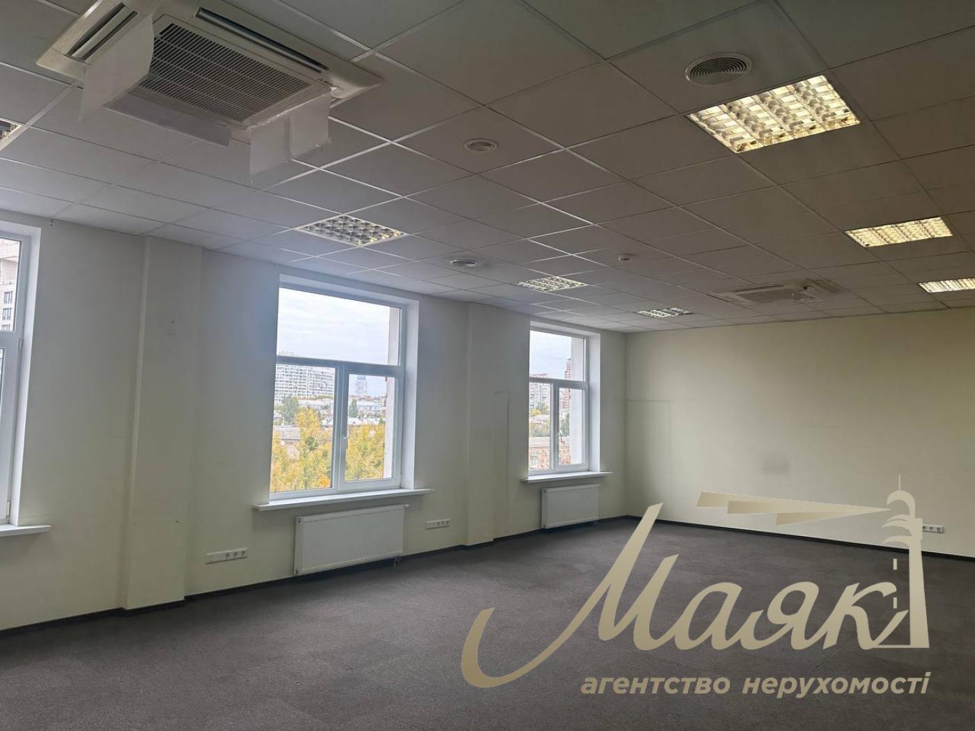 Оренда офісу 914м2 по вул.Міхновського, Звіринецька