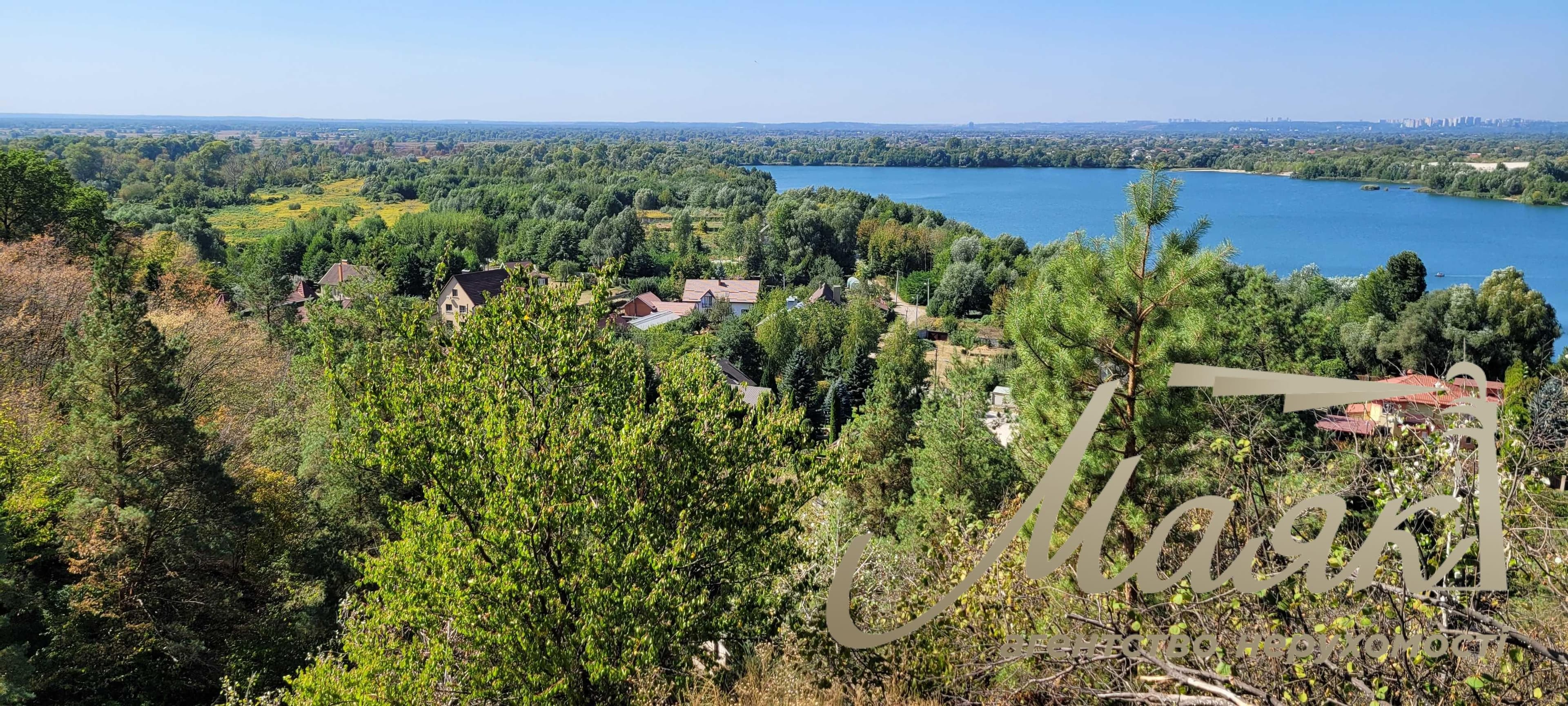 Продаж будинку в Бортничах поруч із лісом та водою