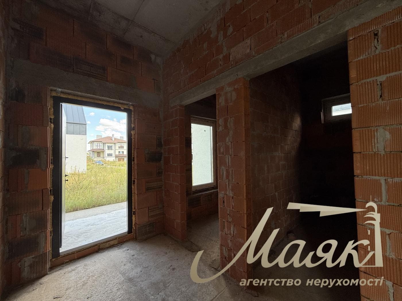 For Sale: 2-Story House (175 m²) in the village of Vyshenky, Kyiv Oblast, Boryspil District