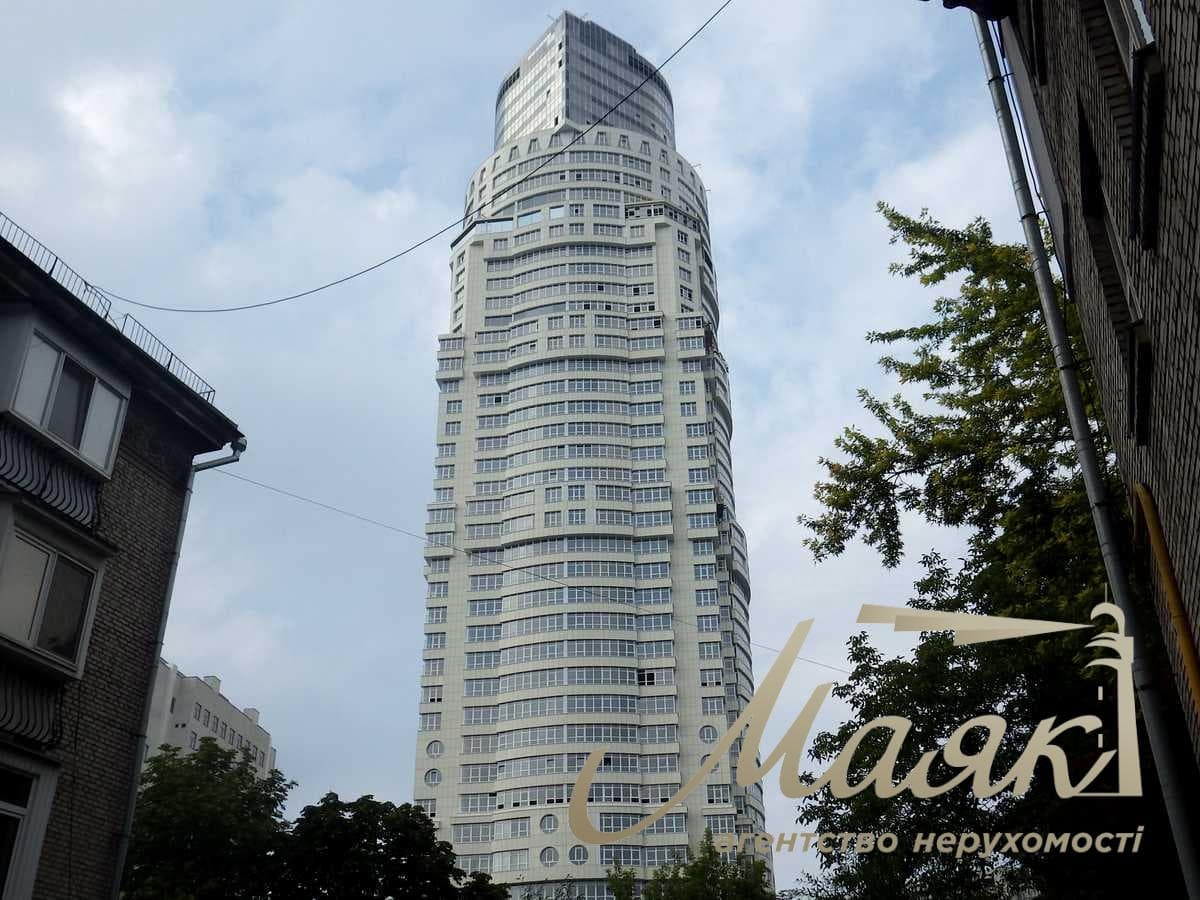 Оренда офісу площею 165 м² у ЖК «Карнегі», Кловський спуск, 7