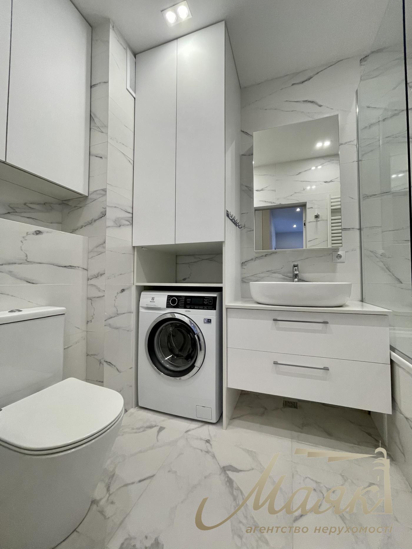 Аренда 3к. квартиры, ЖК "Французский квартал", ул. Предславинская