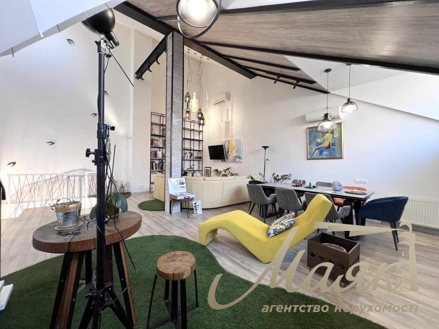 Продаж 2-х рівневої квартири 171м2, Шевченківський район