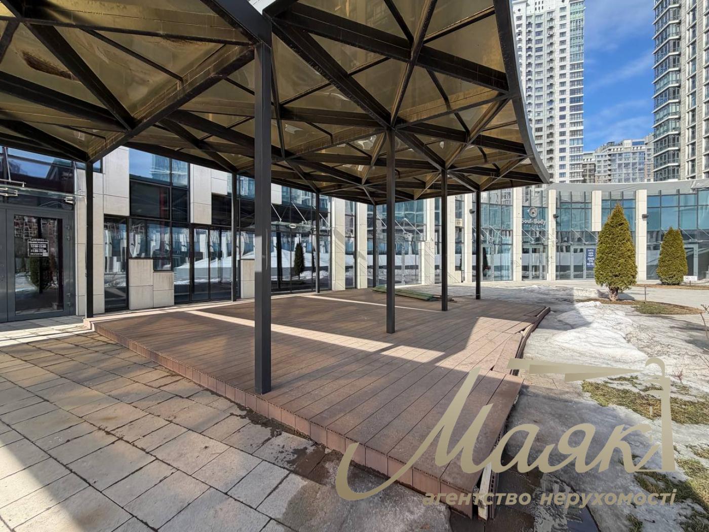 Продаж приміщення під ресторан у ЖК Новопечерські Липки, вул. Драгомирова, Печерськ, Київ