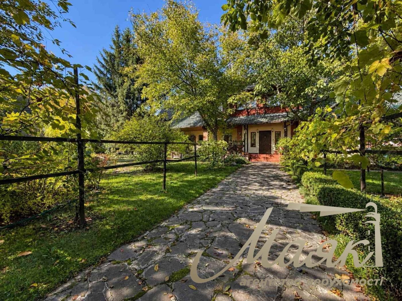 Продаж / Будинок / Лісники