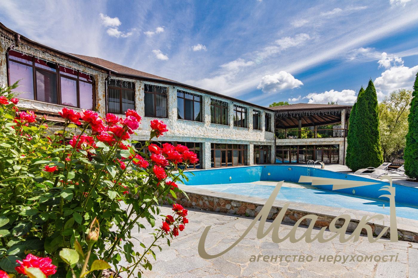 Оренда будівлі 3500м2 у с. с. Красне Перше, поруч із м. Обухів