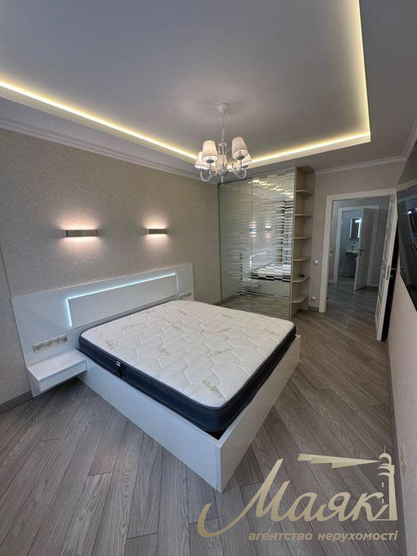 Продажа 3-к квартиры ЖК Варшавский, Подол