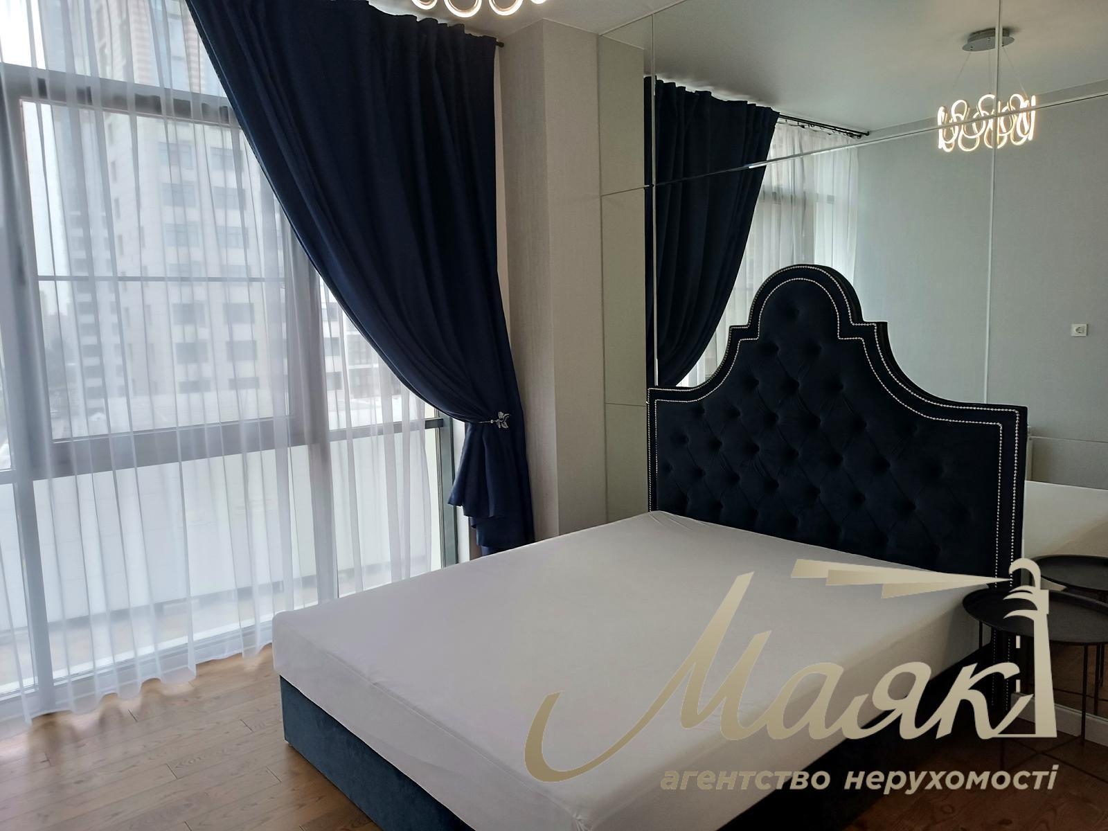 Продажа 2х-комнатной квартиры 68м2 в ЖК Новопечерские липки, Драгомирова/Верхогляда 11-В, Печерский, Киев