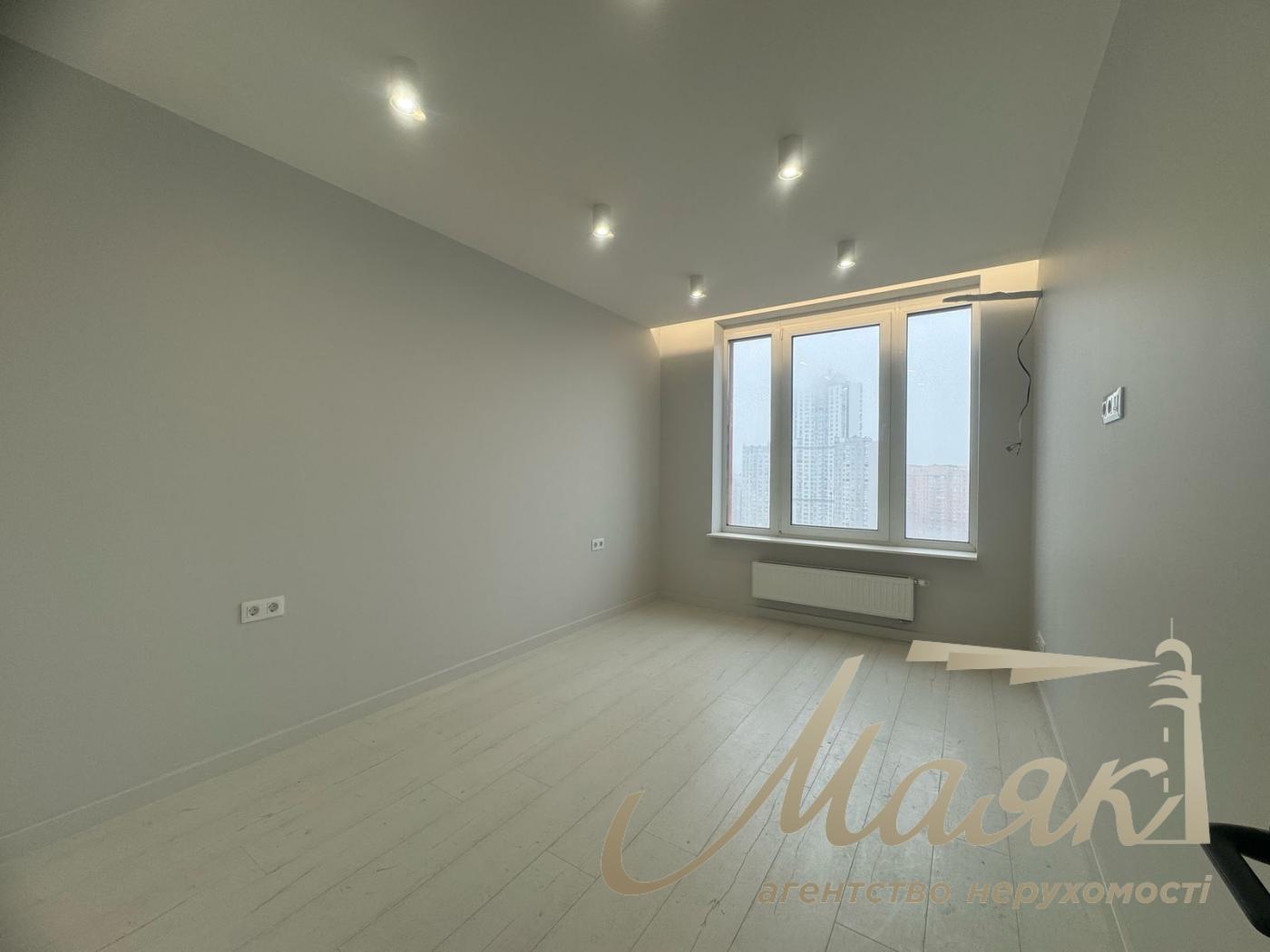 Sale of 3-room apartment in residential complex Seven (Residential Complex Seven)