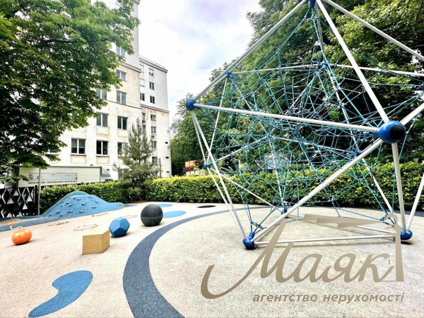 Продаж 3-кімнатної квартири ЖК А52, вул. Січових Стрільців