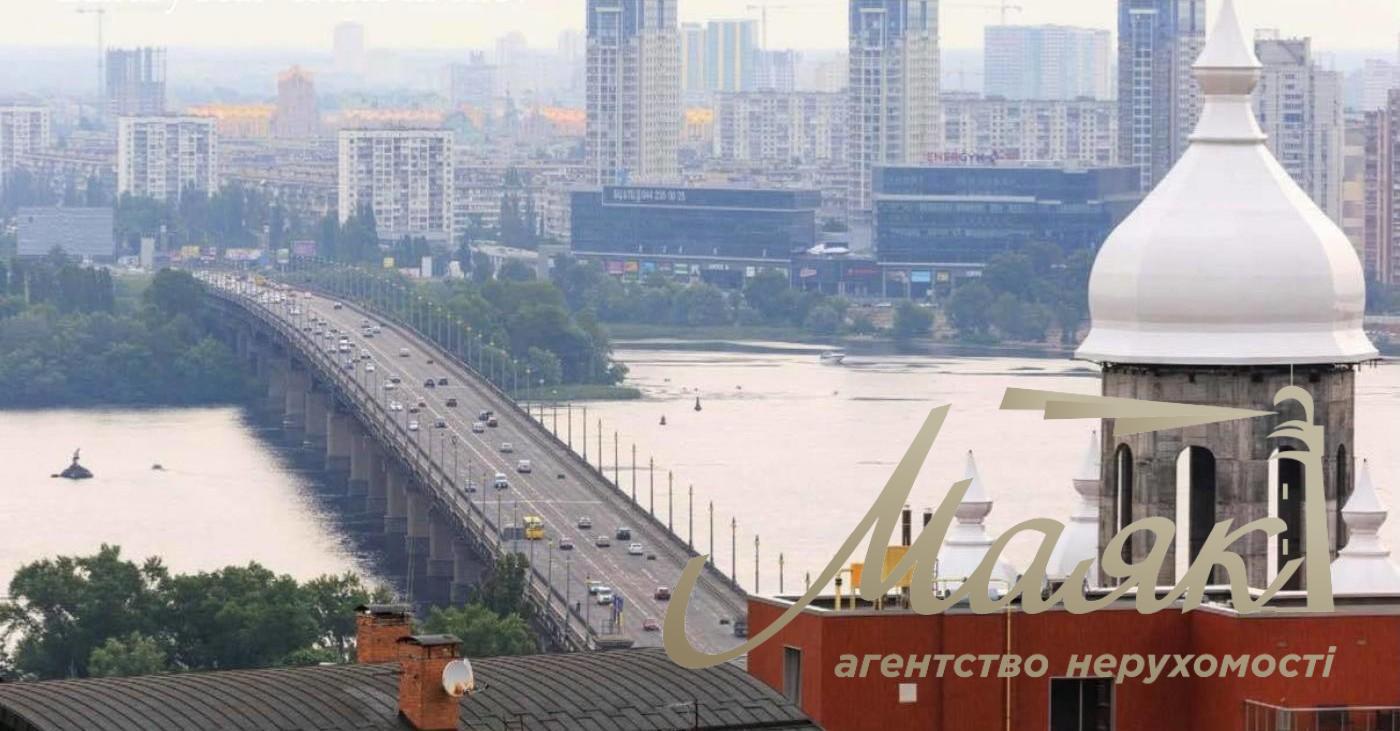 Sale of land for construction in the center of Kyiv, Redutnaya street