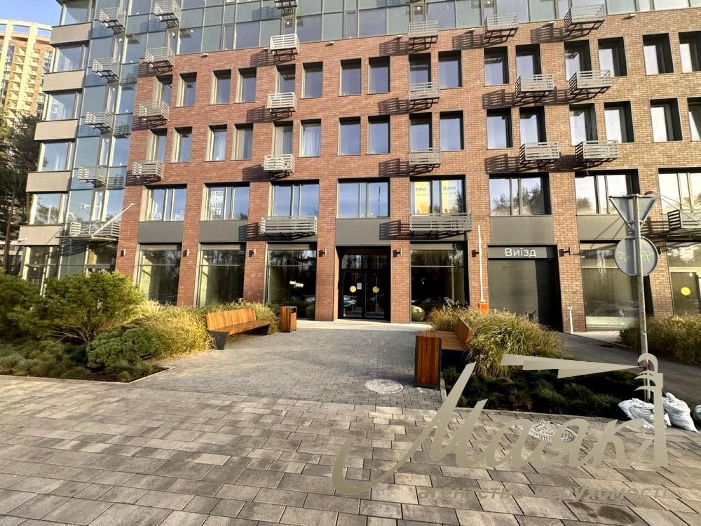 3-room apartment for sale, unrenovated, in the "Novy Avtograf" comfort-class residential complex, 96 m², Kyiv, Left Bank, Dniprovskyi District, Knyaz Roman Mstislavych Street, Darnitsa Metro Station