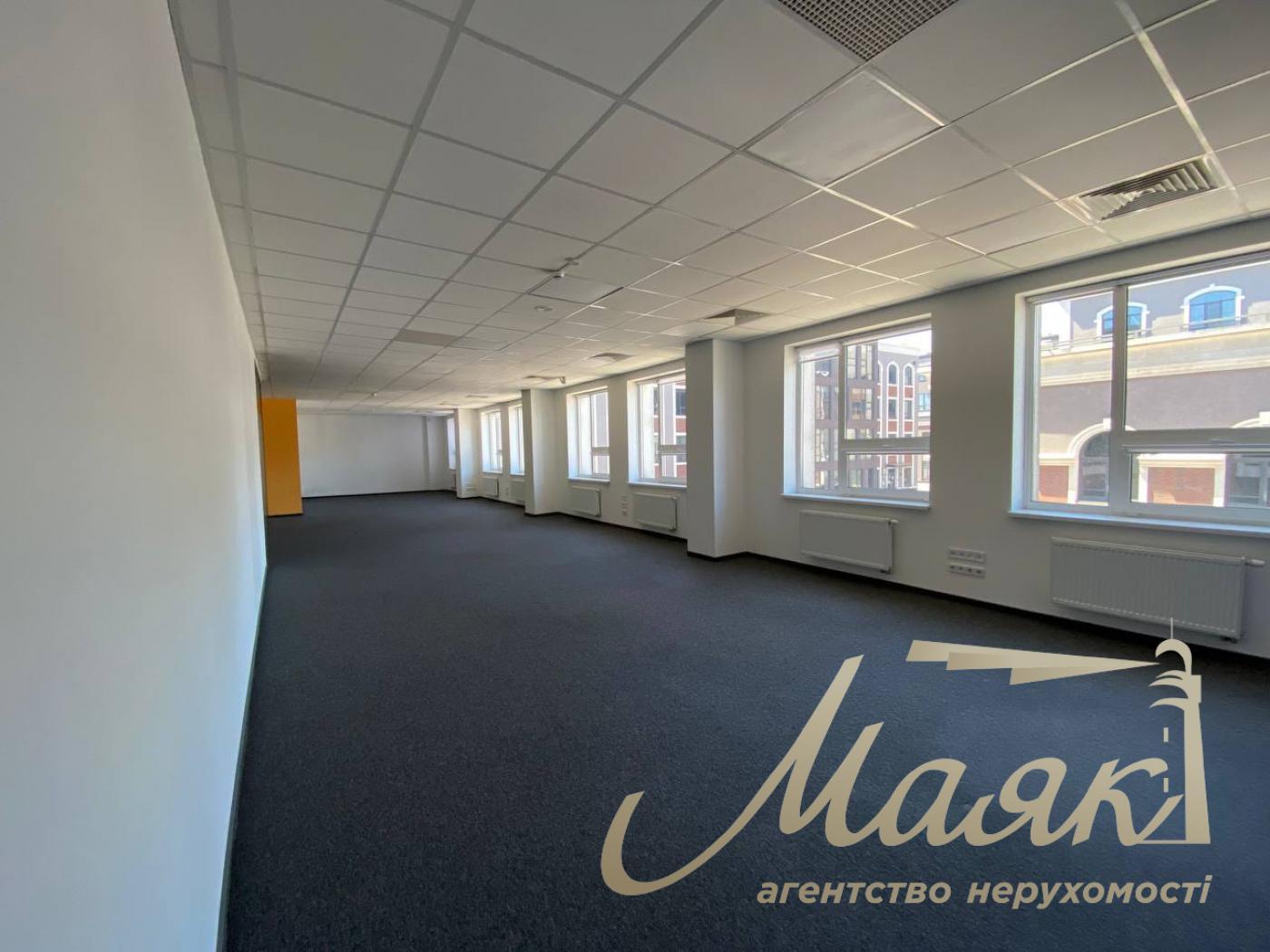 Аренда офиса 648 м2 в БЦ на Дорогожичах, возле метро