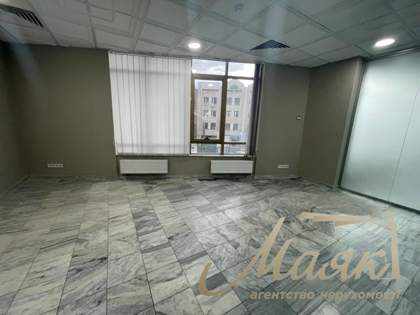 Office for rent 1300m2 in BC Gefest at 99-A Glibochitskaya str.