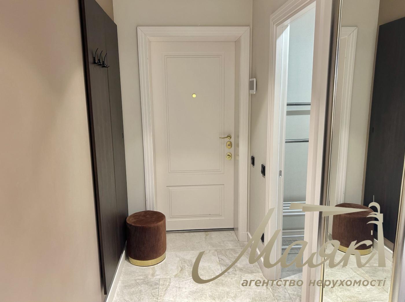 Аренда 1к 80м квартиры в ЖК Подвисоцкий, Печерский район