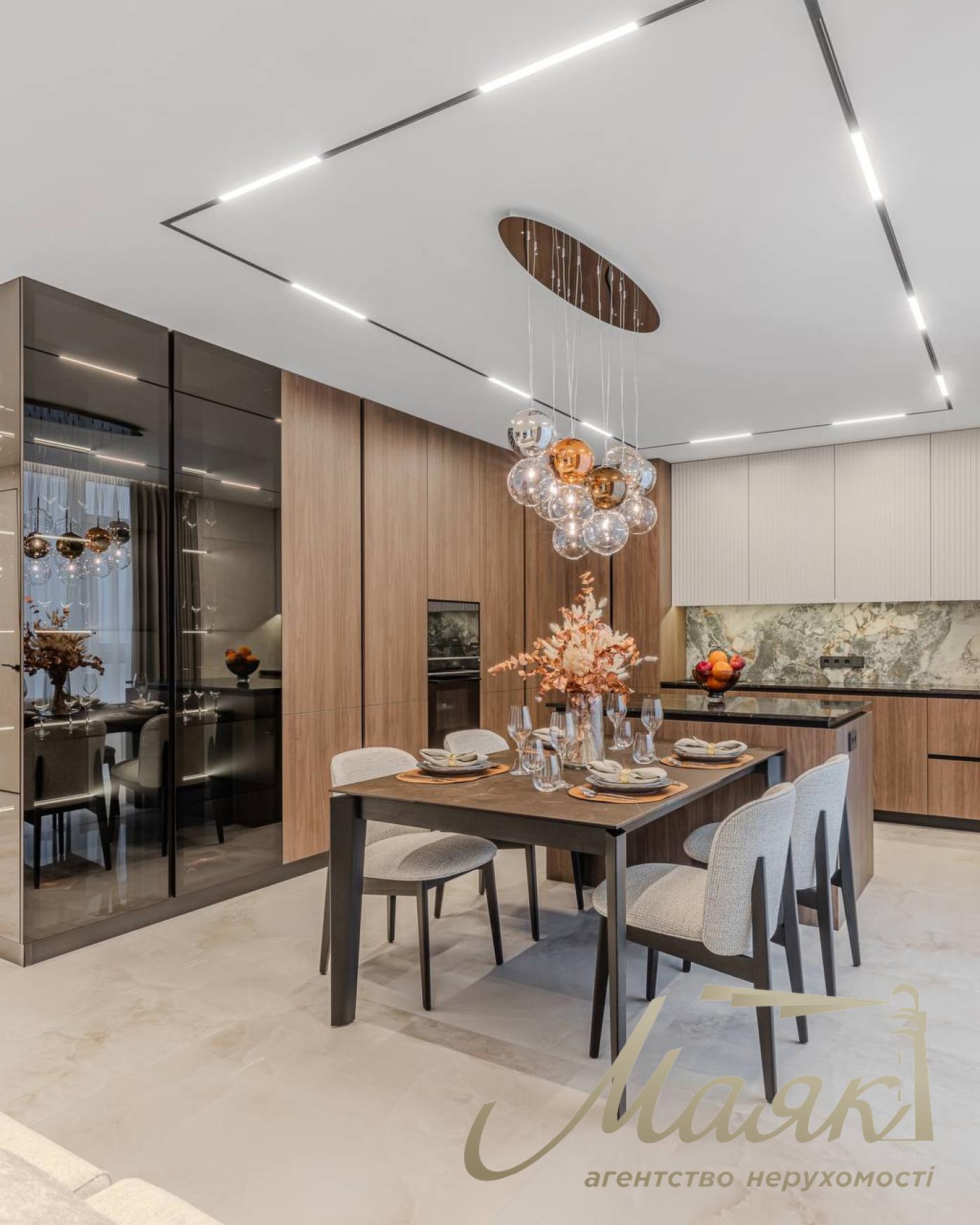 Продаж 3к квартири ЖК Французький Квартал-2 125м2