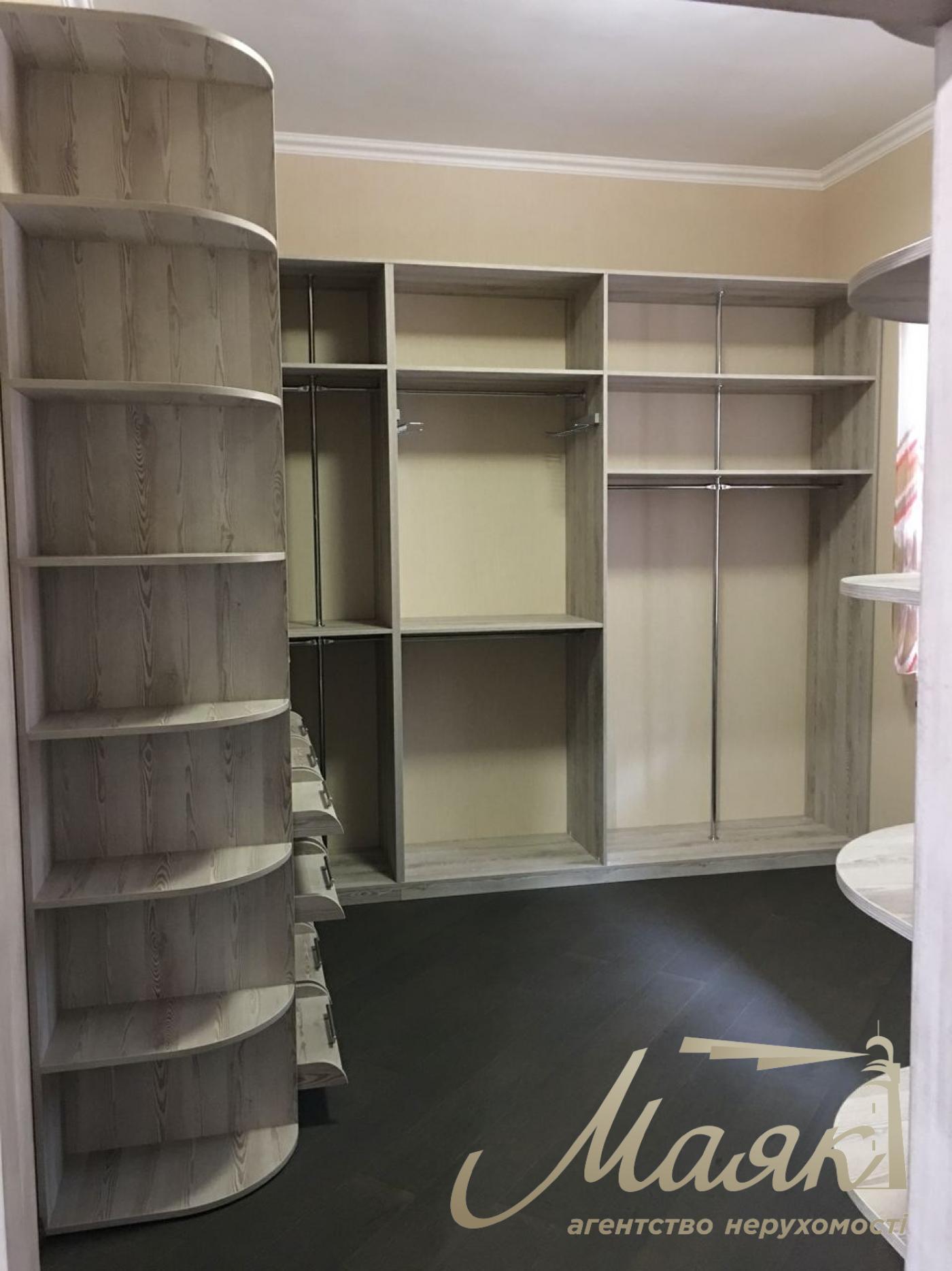 House for sale 1000 m2 Gostomel