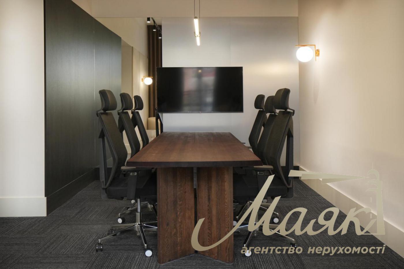 Продаж офісу вул. Богдана Хмельницького, Шевченківський р-н