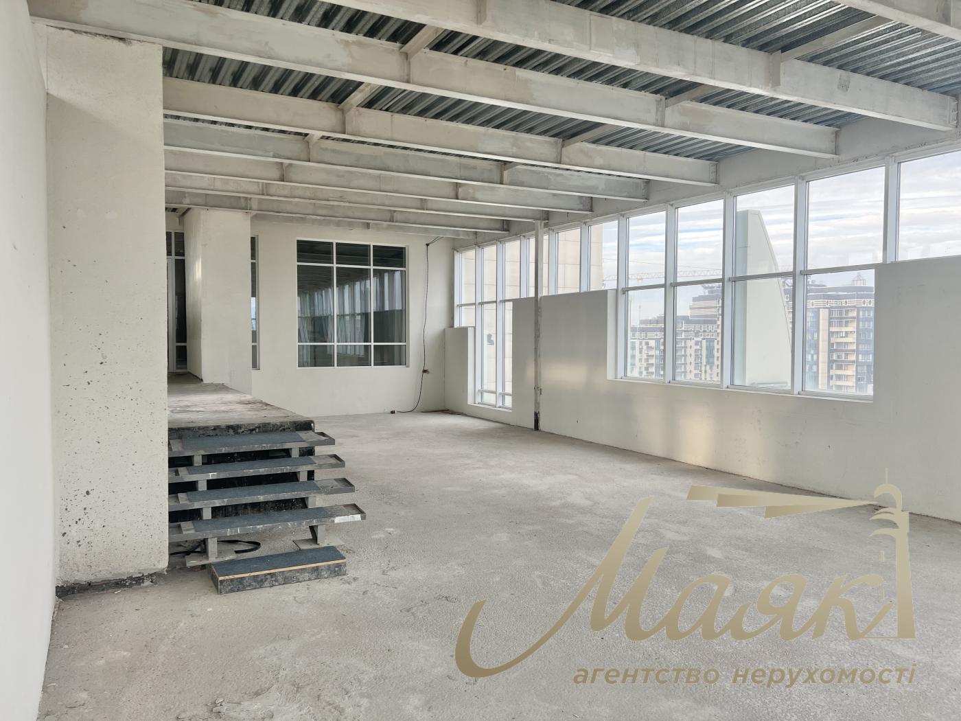 Продаж квартири з терасою в ЖК Бульвар Фонтанів, вул. Патріса Лумумби, Печерськ, Київ