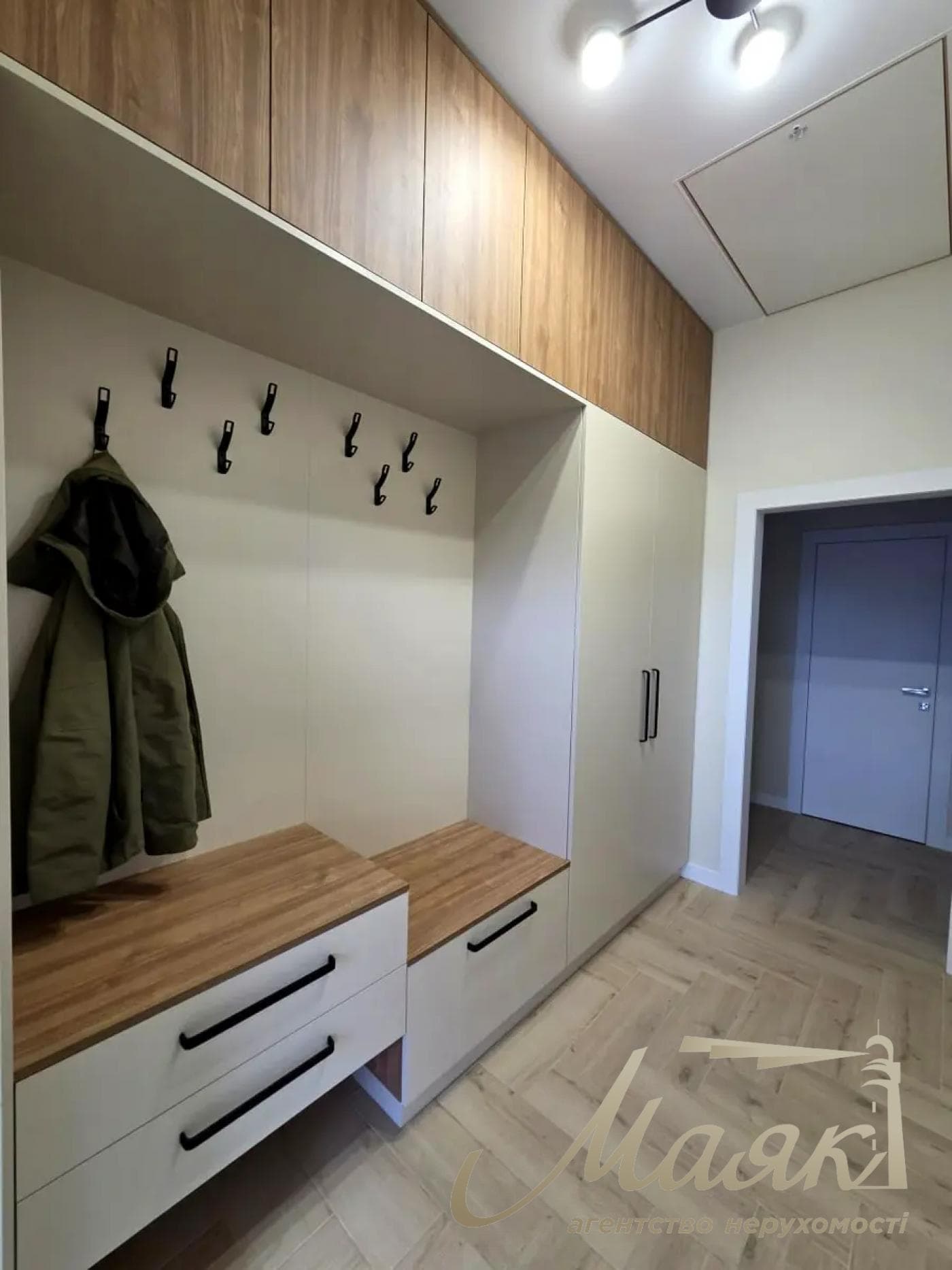 Продаж автономного будинку з сонячною електростанцією | 134 м² | КМ "Міжріччя" Поруч з річкою Десна с. Осещина, вул. Осещина, вул. Зоряна
