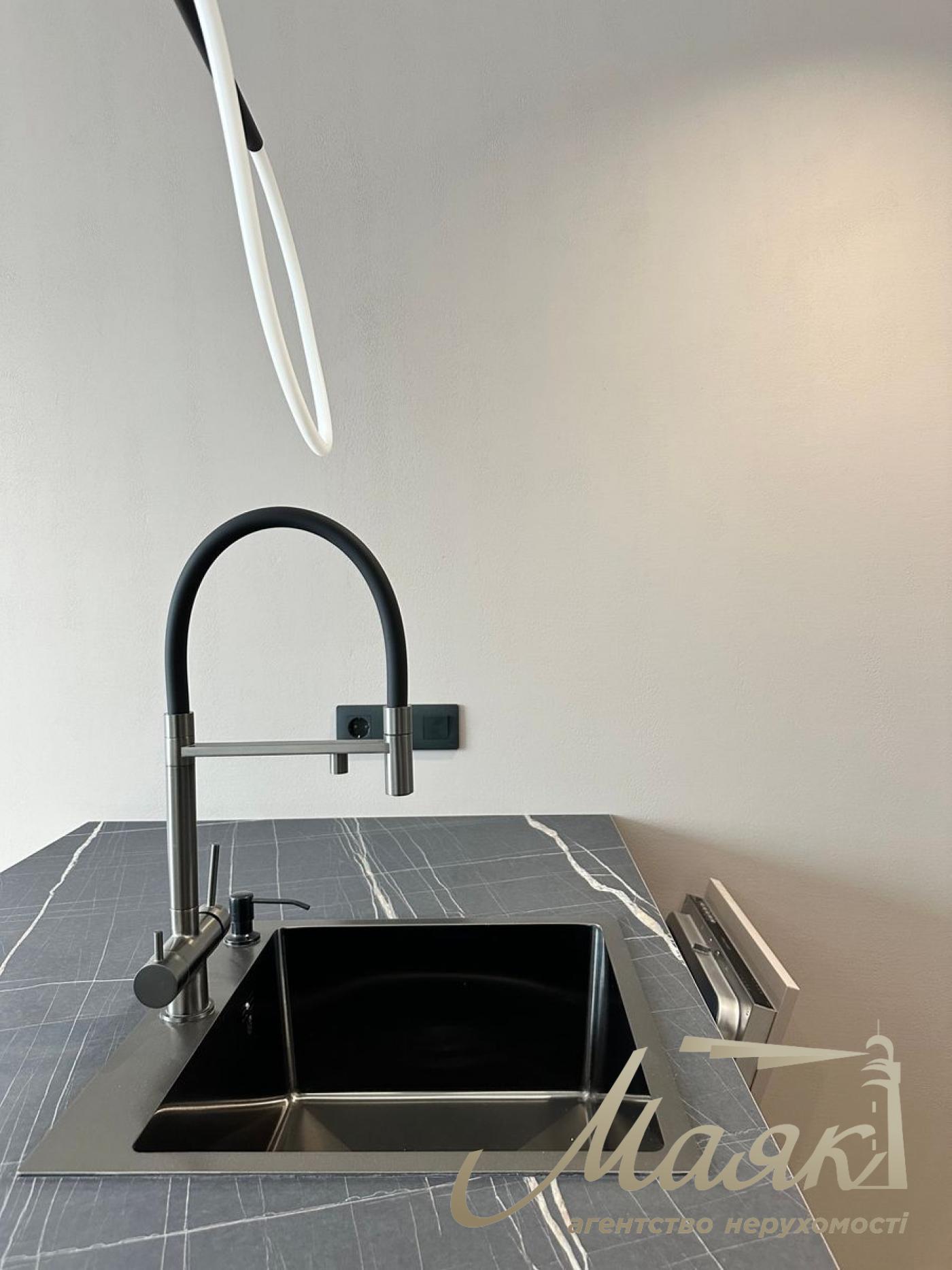 Оренда 1-кімнатної квартири 48м2 ЖК Podil Plaza вул. Глибочицька 73