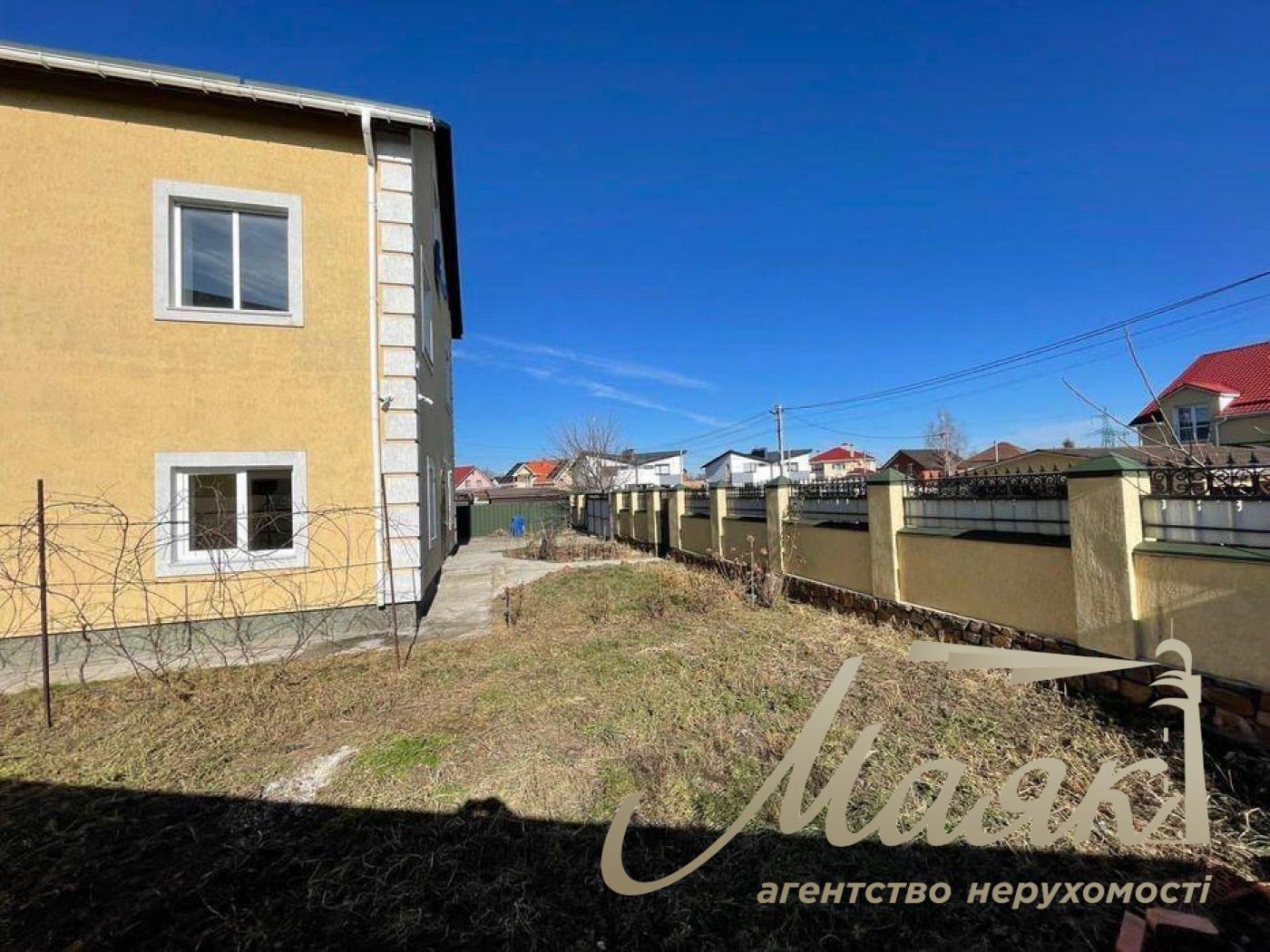 Продажа капитального дома 296м2 для семьи под Киевом в с. Крюковщина, ул. Вересневая