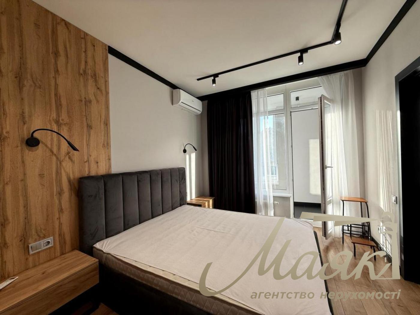 Продажа 3-к квартиры в ЖК Светлопарк, Голосеевский р-н