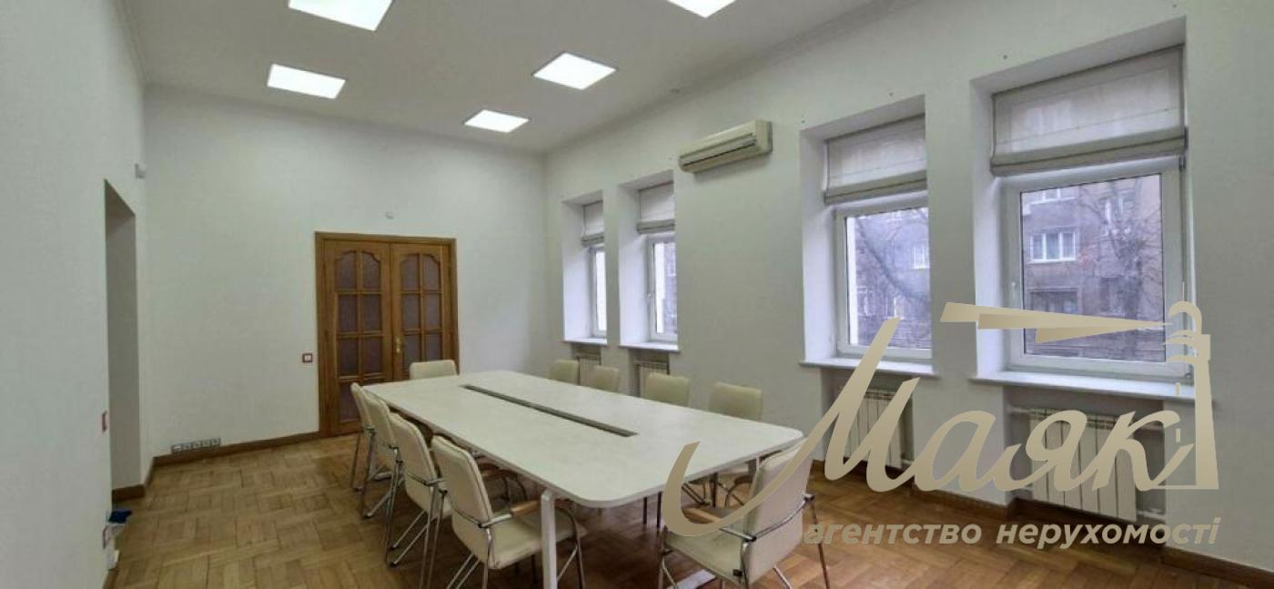 Оренда офісу 120 м2 вул. Інститутська, 19В, Печерський р-н
