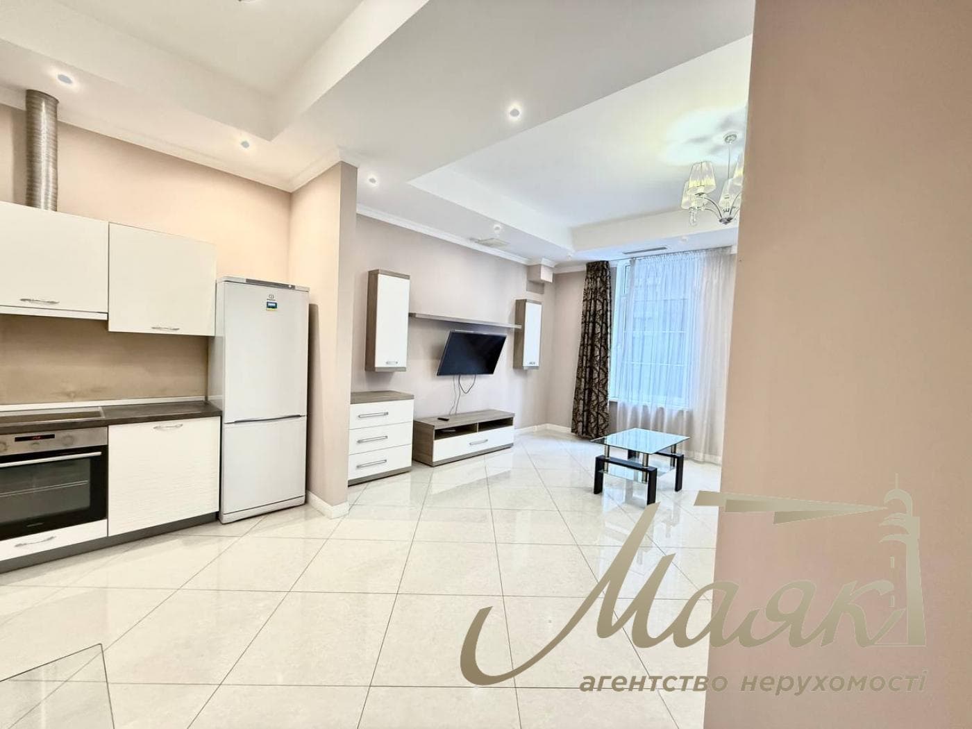 Продажа 2-комнатной квартиры с ремонтом, 88 м², в клубном доме Botanic House (Ботаник Хаус), Печерск, Болсуновская, 23