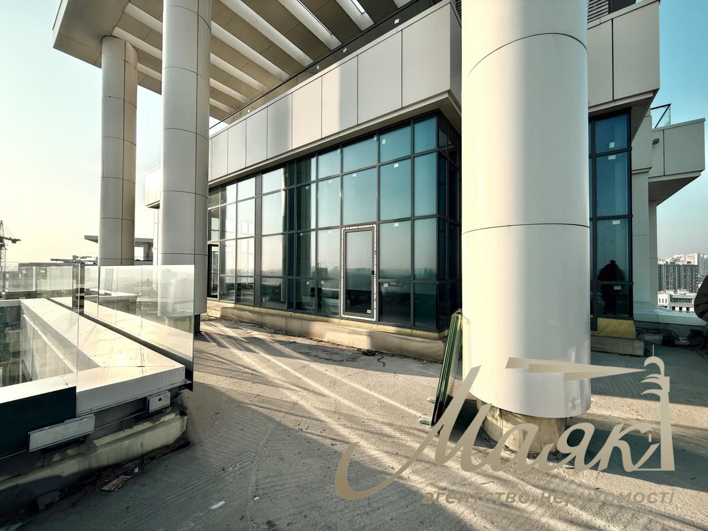 Sale of apartment/penthouse with view in residential complex Novopecherskie Lipki, Andreya Verkhoglyada street, Pechersky district, Kyiv