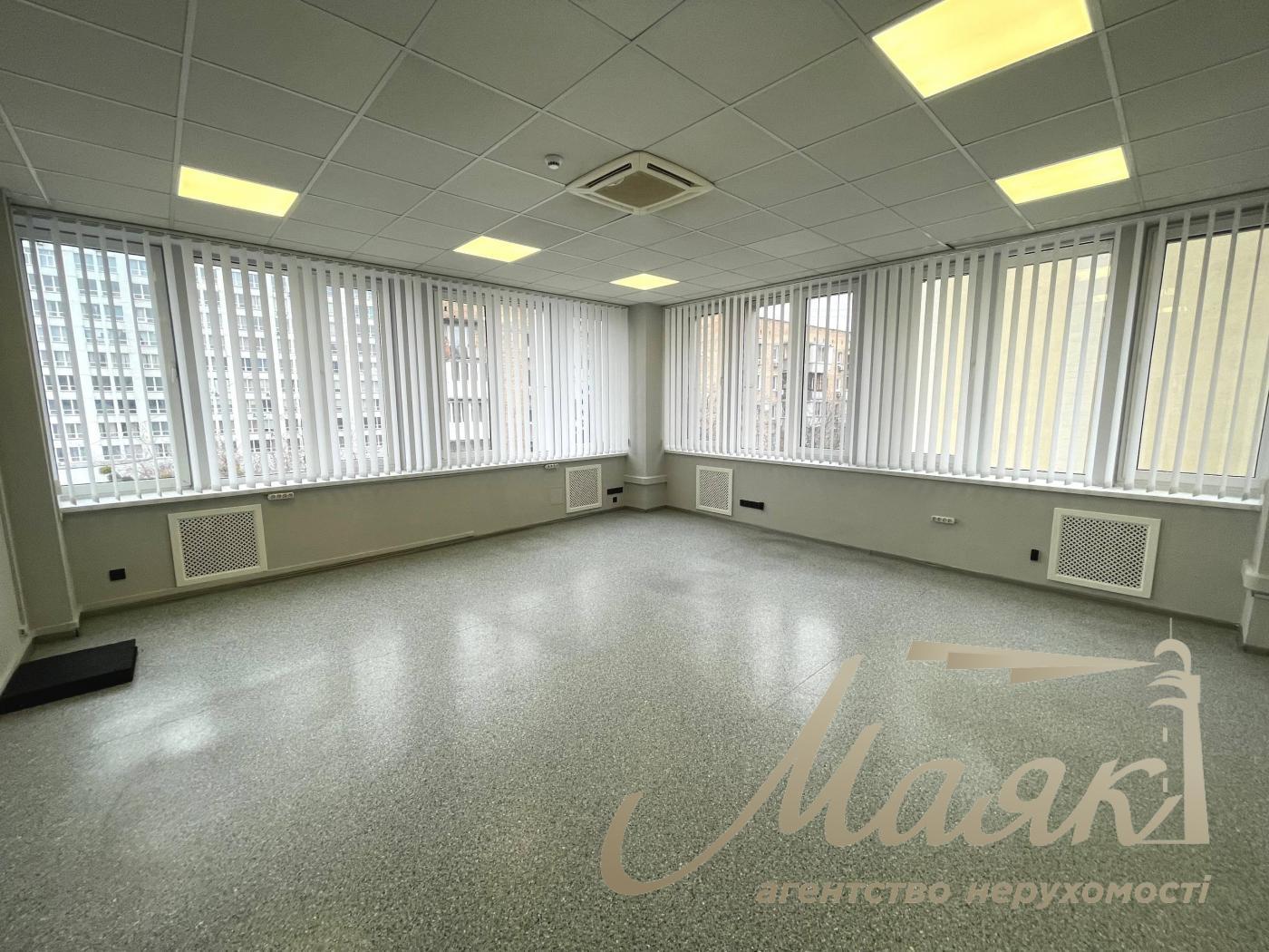 Оренда офісу 620м2 на Печерську вулиця Лєскова 9 біля метро Печерська