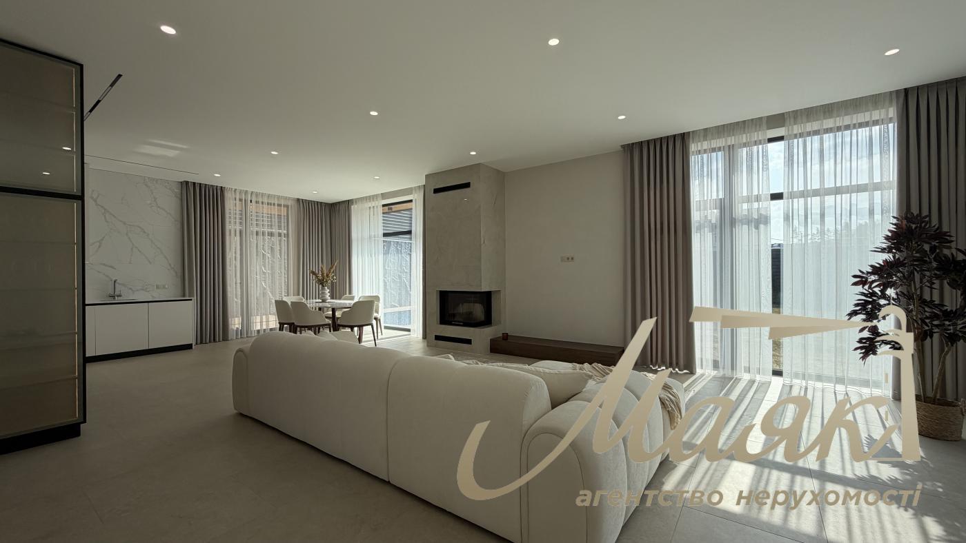 Продаж 2-х поверхового будинку 200м2, КМ Нова Ходосівка