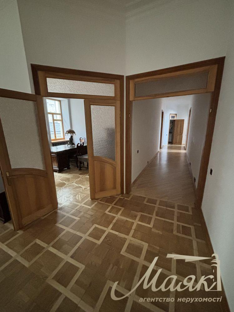 Продажа 5-комнатной квартиры, 156м², Золотые Ворота, ул. Ярославов Вал, 14 (вторая линия), Киев